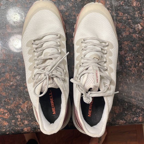 Ladies Merrell Trail Runners size 11 - Picture 4 of 8